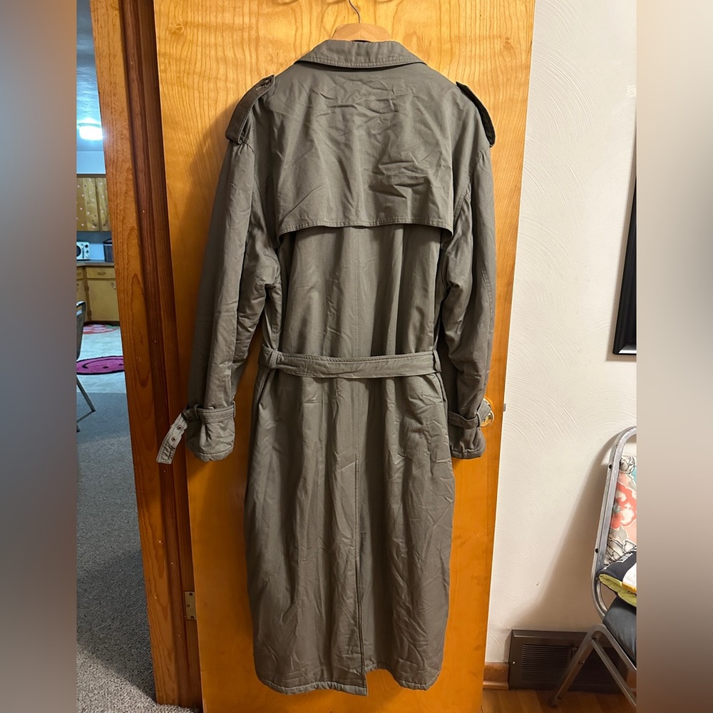 Giorgio Armani Men’s Winter Trench Coat - Picture 9 of 9